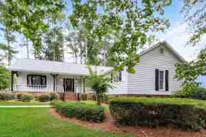 featured image of 616 Chimney Hill Cir