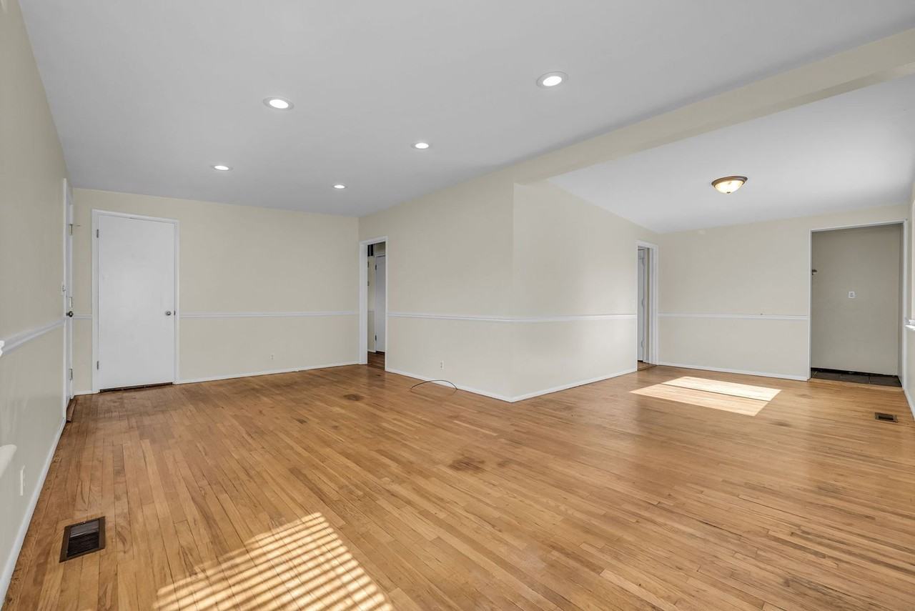 2189 E 6675 S - Photo 6 of 27