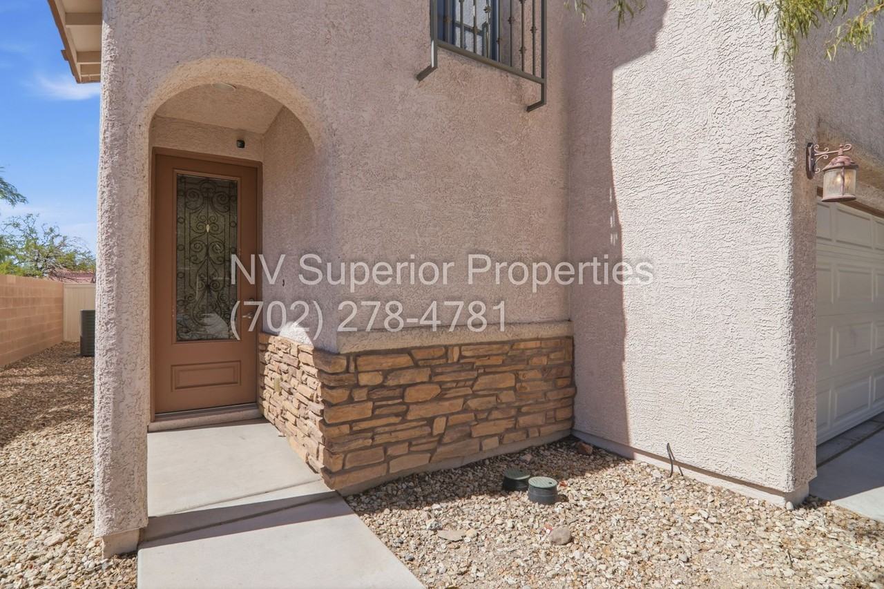 5057 Golden Antelope Way - Photo 4 of 50