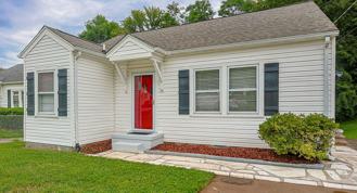 924 Hall St - Photo 1 of 1