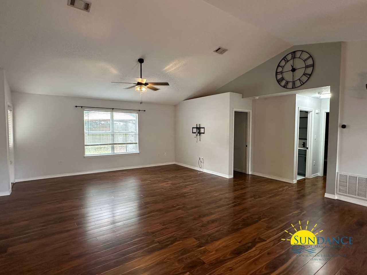 8193 Fourth St - Photo 2 of 17