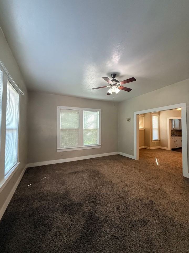 1805 Buchanan St - Photo 3 of 14