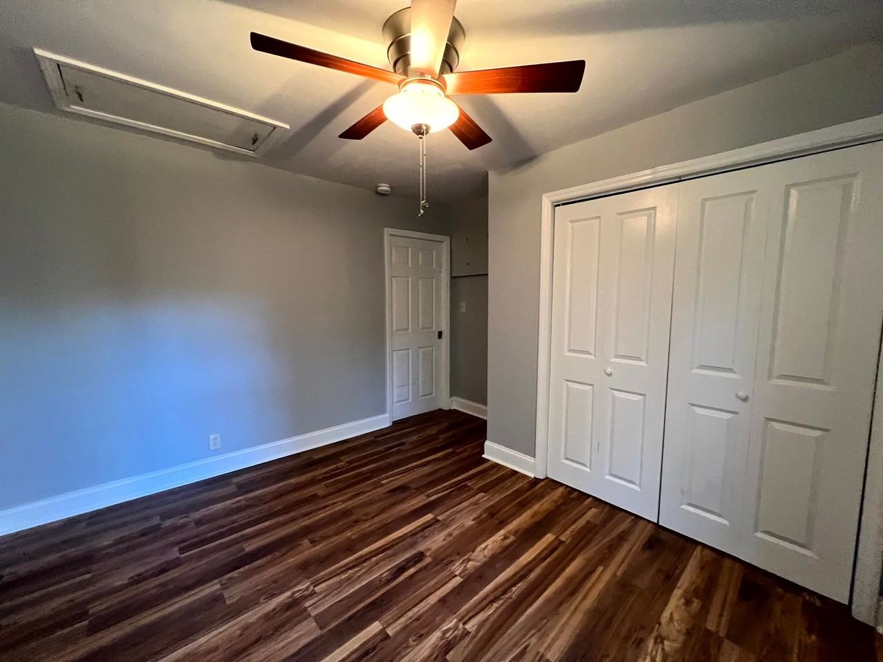 223 Judd St - Photo 7 of 12