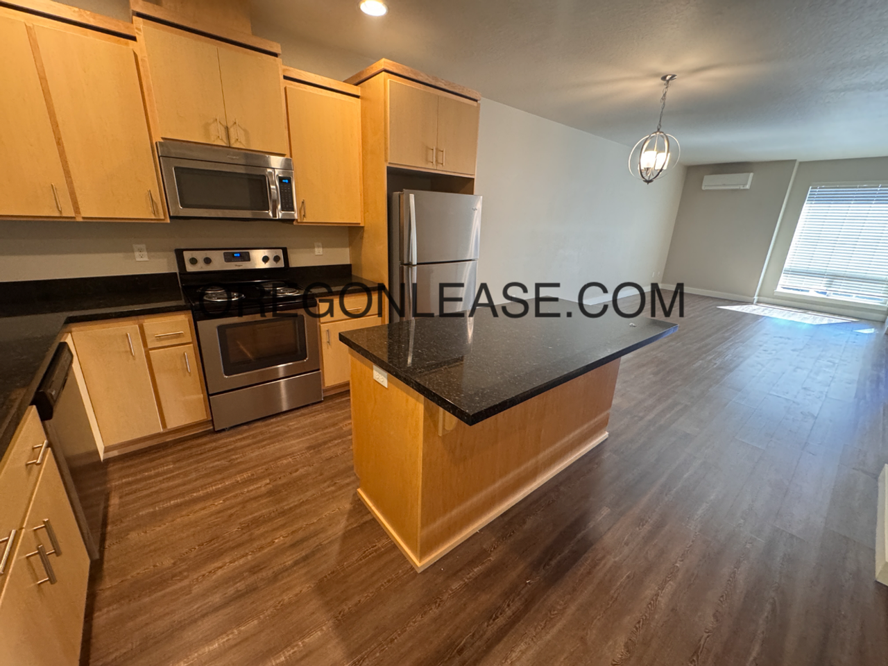 963 Lorella Ave - Photo 4 of 13