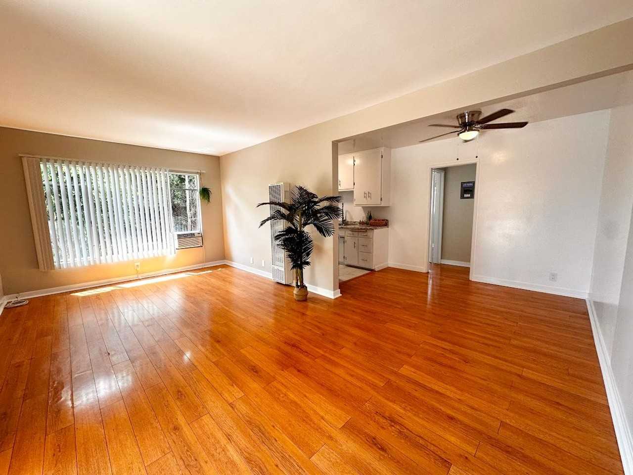 15th Street Apartments - Photo 4 of 15