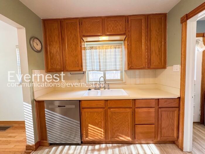 2219 Quitman St - Photo 5 of 32