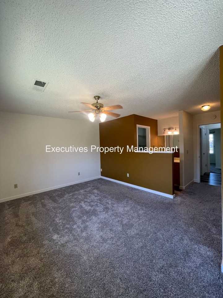 3440 Nonpareil Dr - Photo 6 of 7