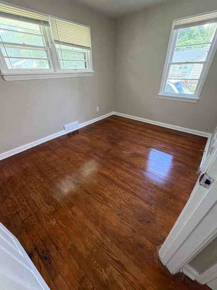 1862 Engelholm Ave - Photo 5 of 11