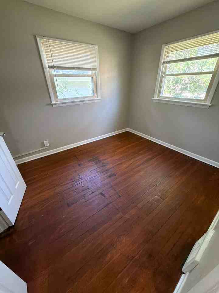 81 Williams Blvd - Photo 6 of 11