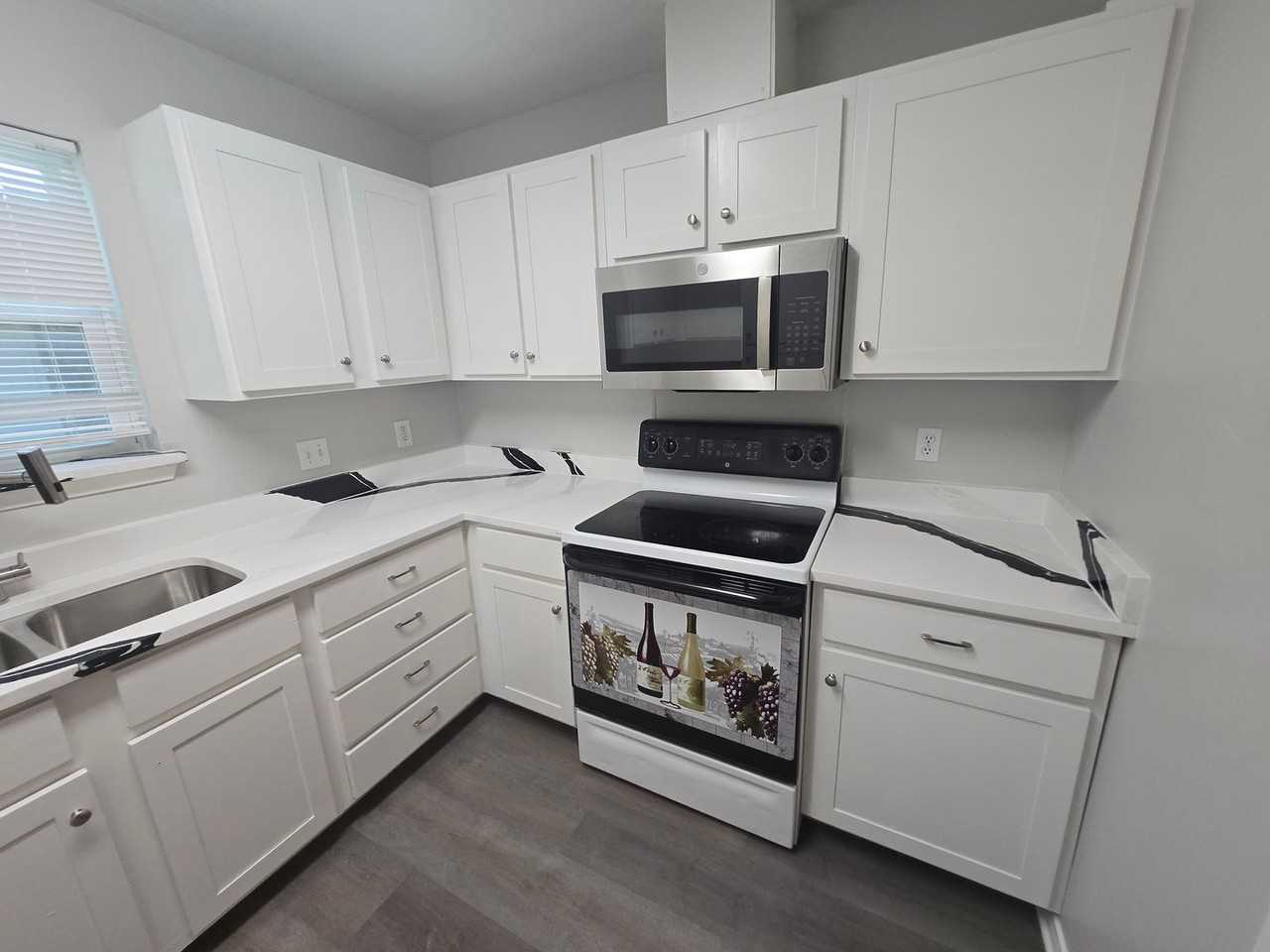 3221 Dreeben Dr #101 - Photo 2 of 21