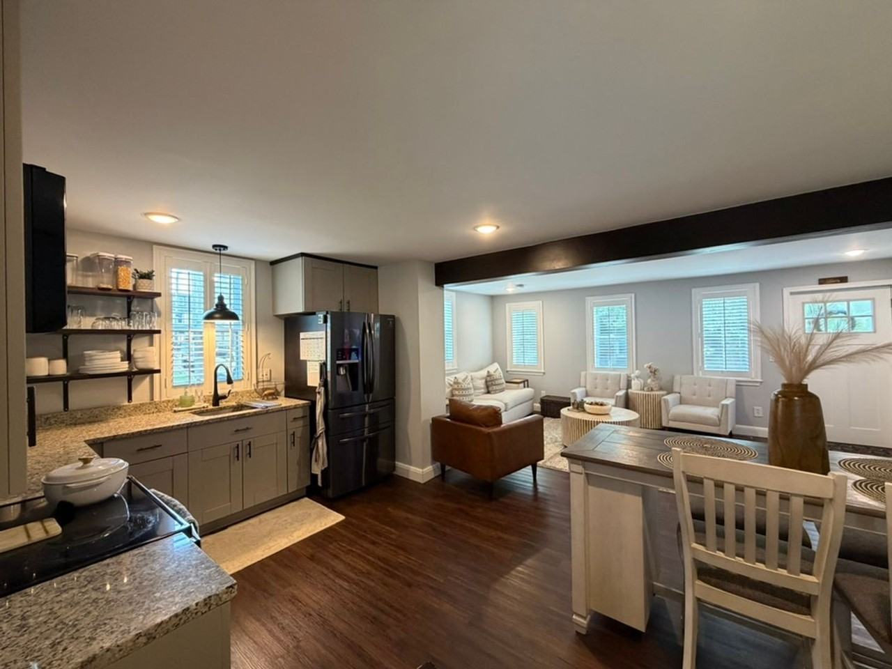 116 S Arch St - Photo 4 of 14