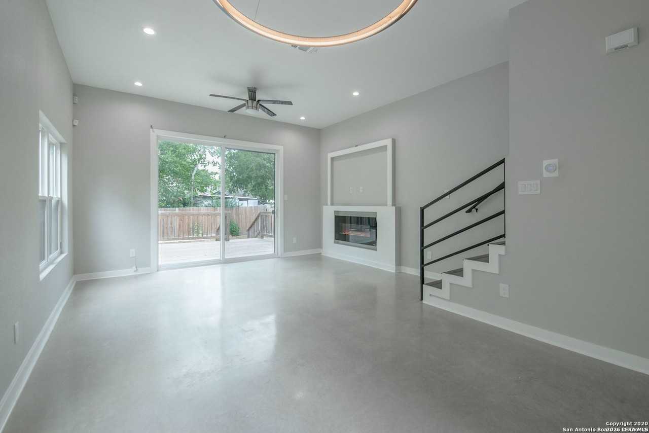817 Potomac - Photo 6 of 36