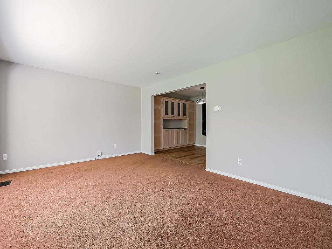 19513 Pollyanna Dr - Photo 4 of 50