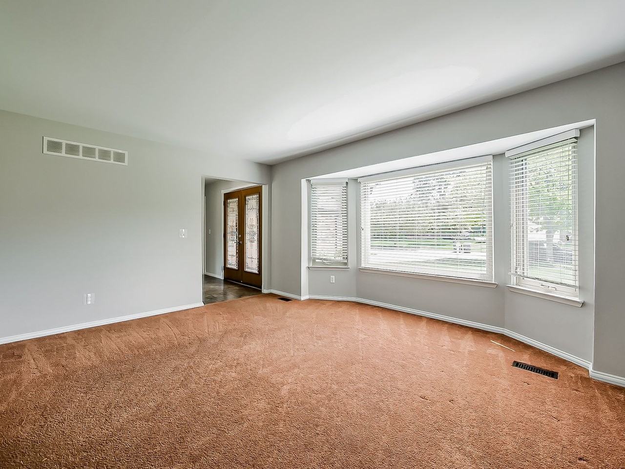 19513 Pollyanna Dr - Photo 6 of 50