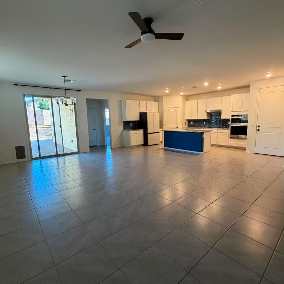 9020 E Pantano Bluff Dr - Photo 6 of 23