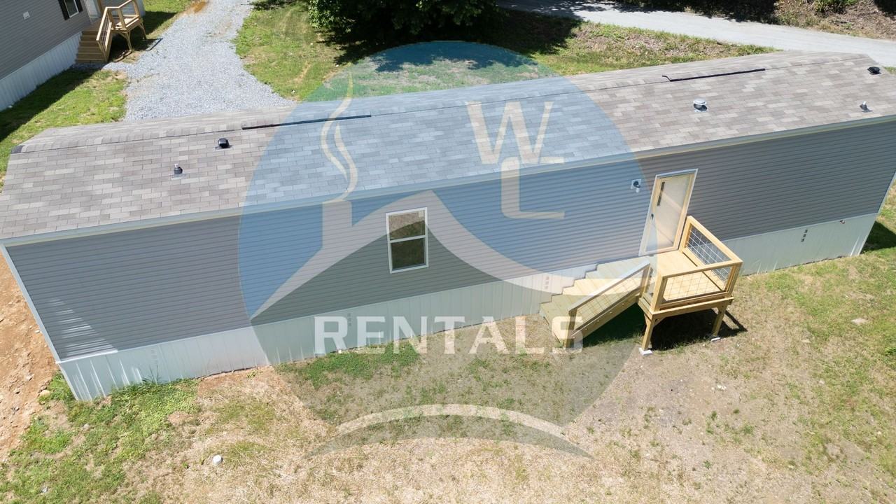 1043 Dillsboro Rd - Photo 2 of 17