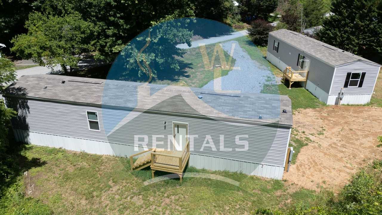 1043 Dillsboro Rd - Photo 6 of 17