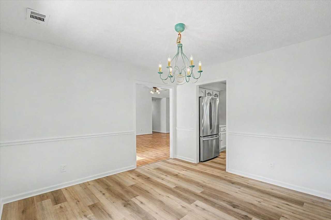 85 S Oak Rd - Photo 7 of 31