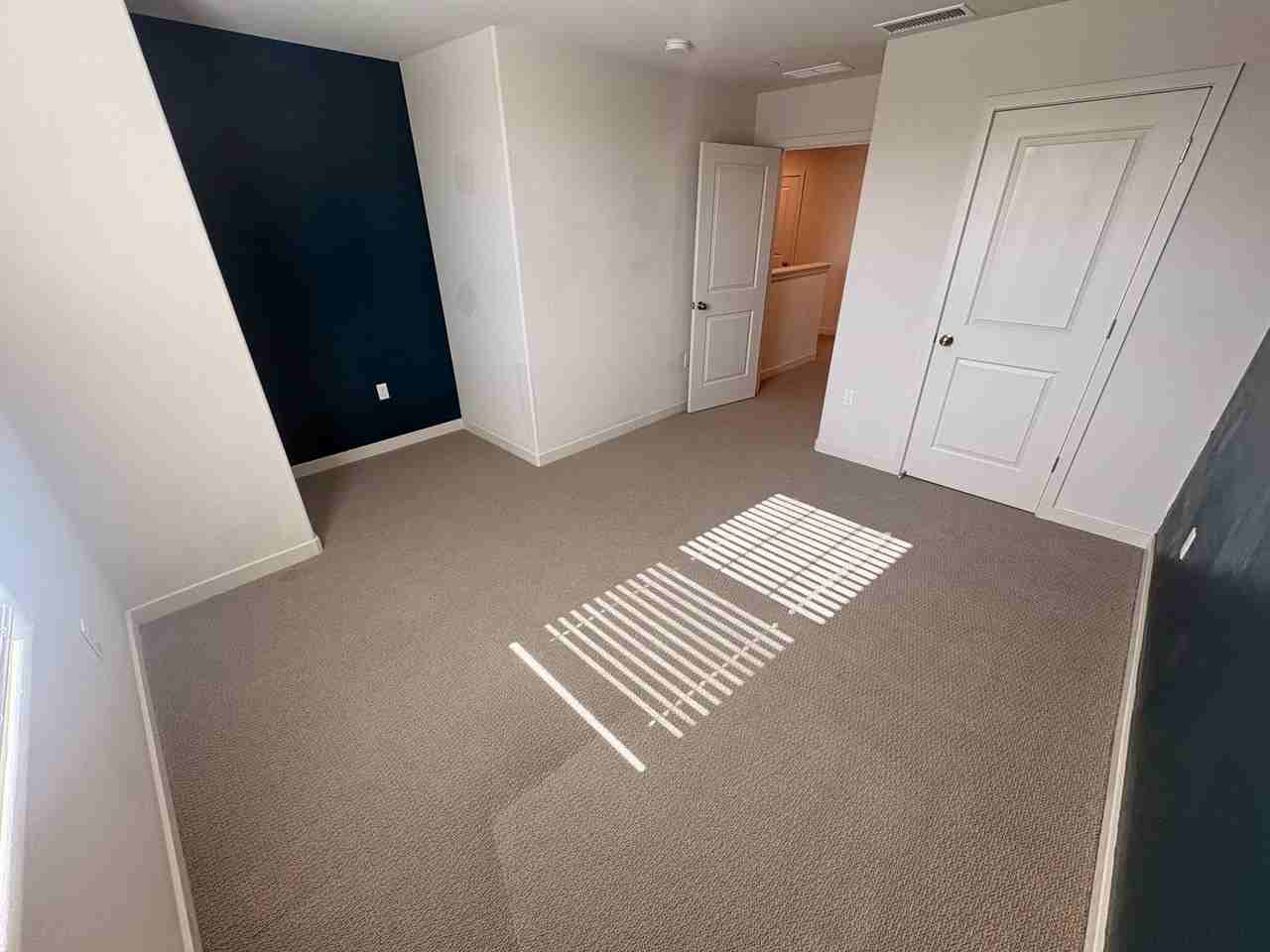 1463 S Orbit Cir - Photo 7 of 15