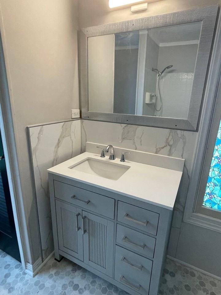 2318 Monroe Ave - Photo 6 of 11