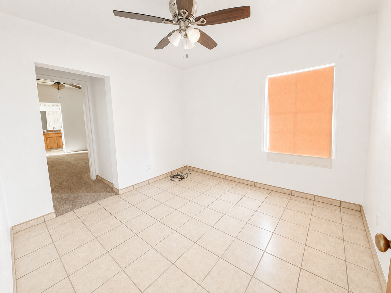1101 Gardner Ave - Photo 6 of 12