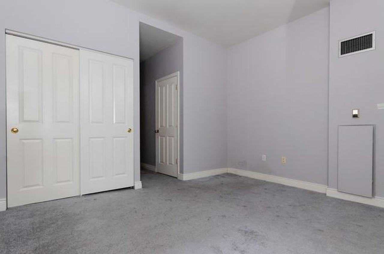 6 Charlesgate W - Photo 7 of 13