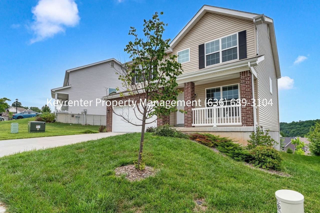 2823 Winding Valley Dr - Photo 3 of 37