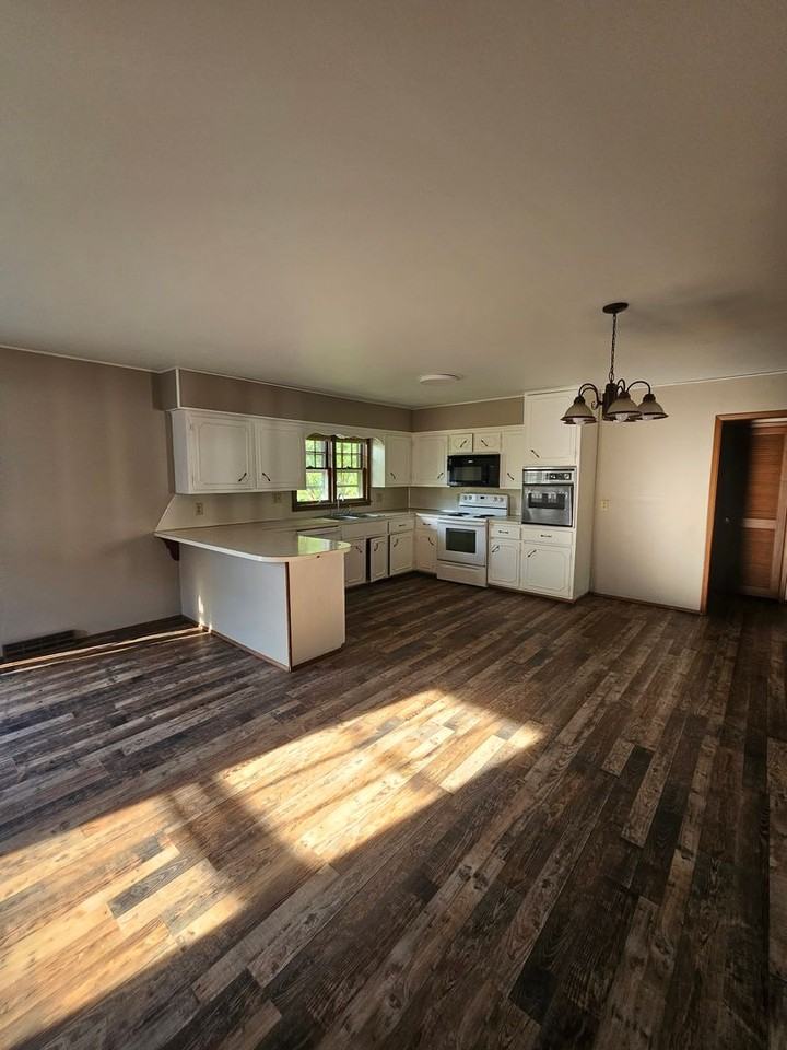 725 W Talmage St - Photo 6 of 23
