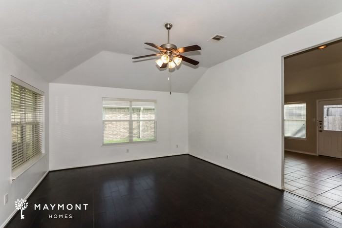 1015 Bahia Vista Dr - Photo 6 of 14