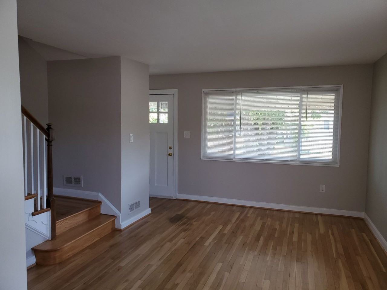 524 Duncan Ave - Photo 2 of 26
