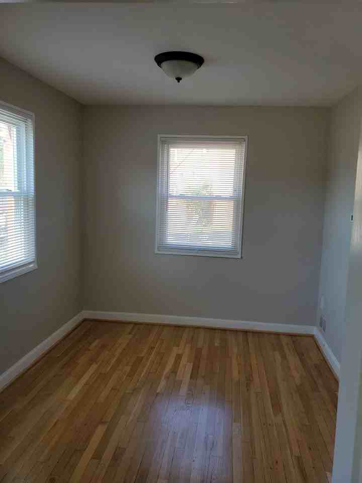 524 Duncan Ave - Photo 4 of 26