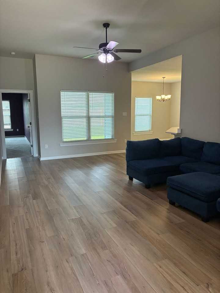 137 Keaton Ct - Photo 6 of 20