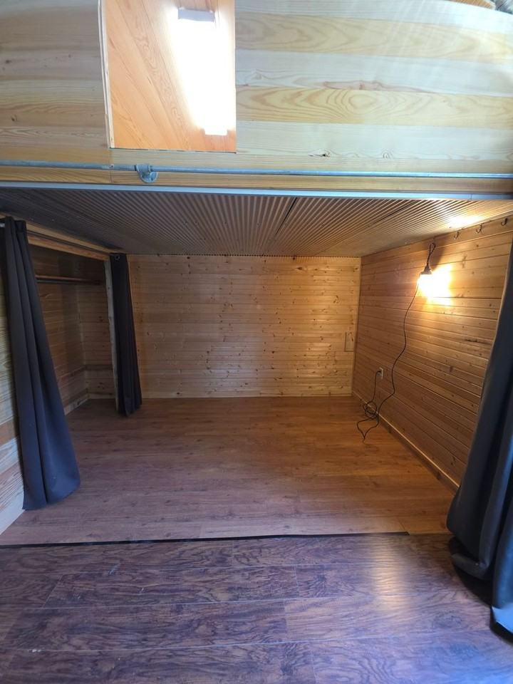 1303 Avenue 3 Se - Photo 3 of 11
