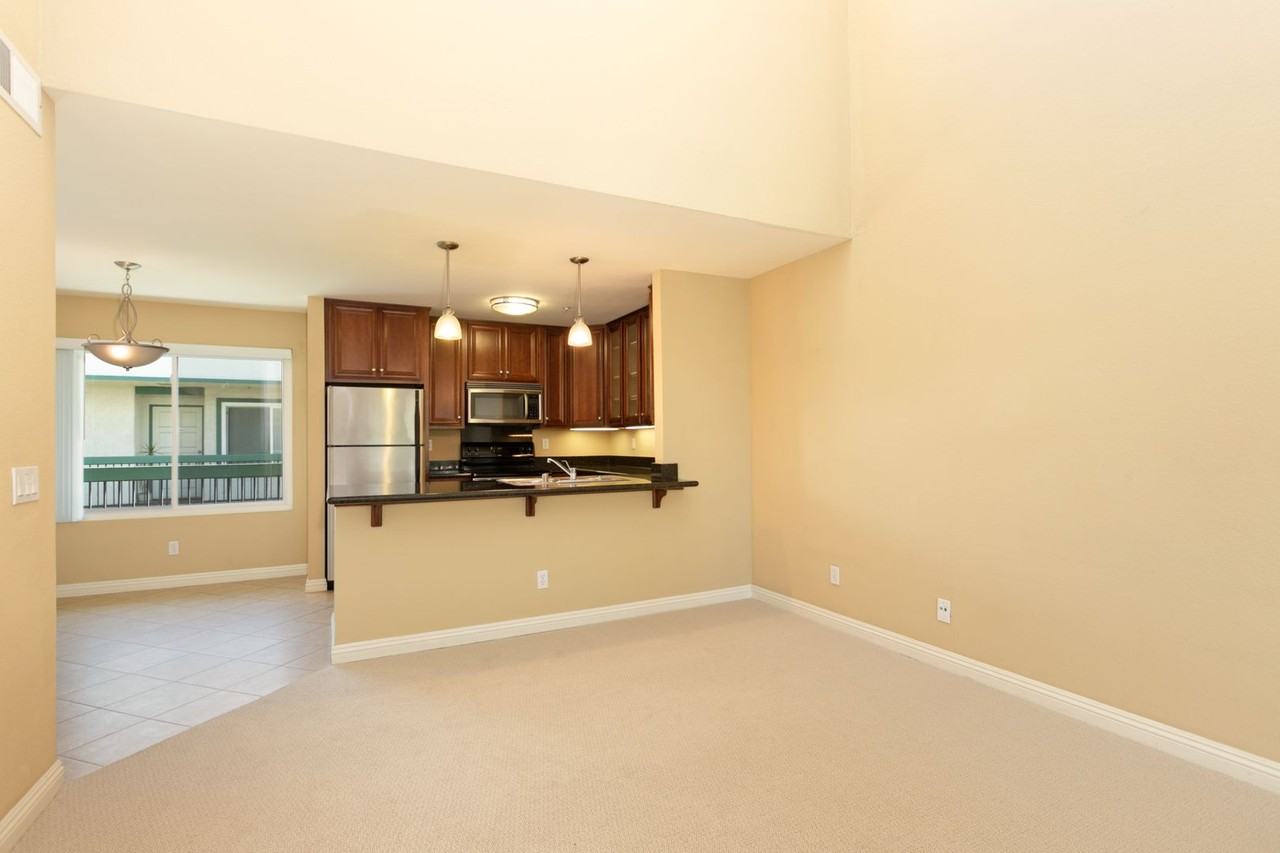 5525 Shasta Ln #307 - Photo 6 of 24