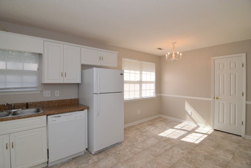 3609 Dayton St - Photo 5 of 17