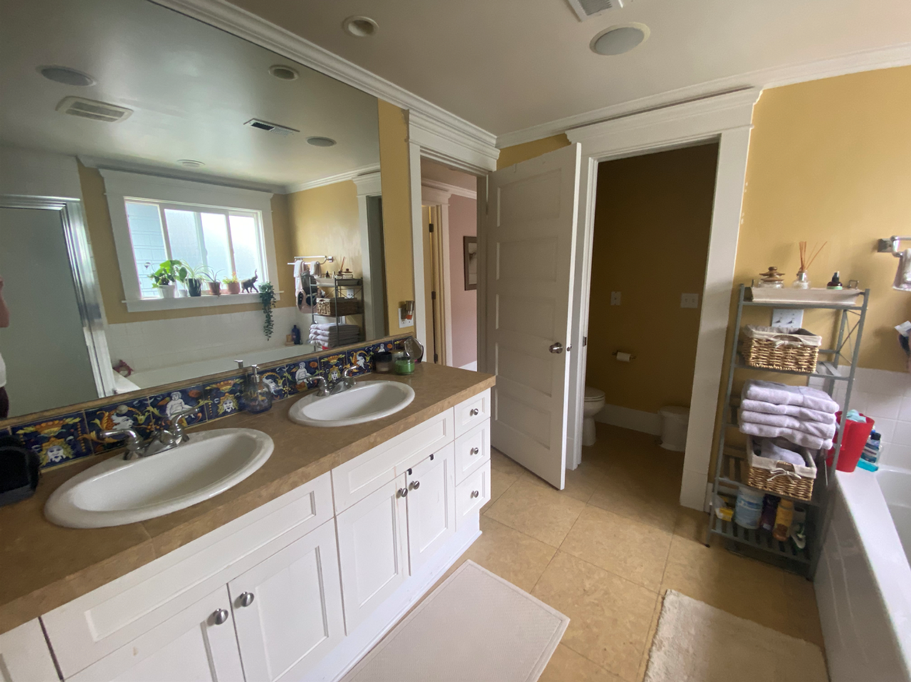 4739 Latona Ave Ne - Photo 6 of 8