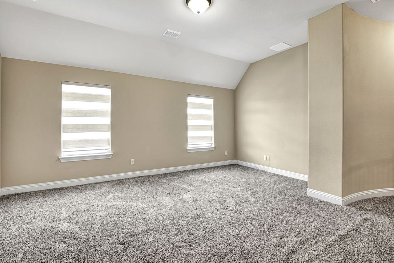 12353 Flowering Dr - Photo 3 of 45