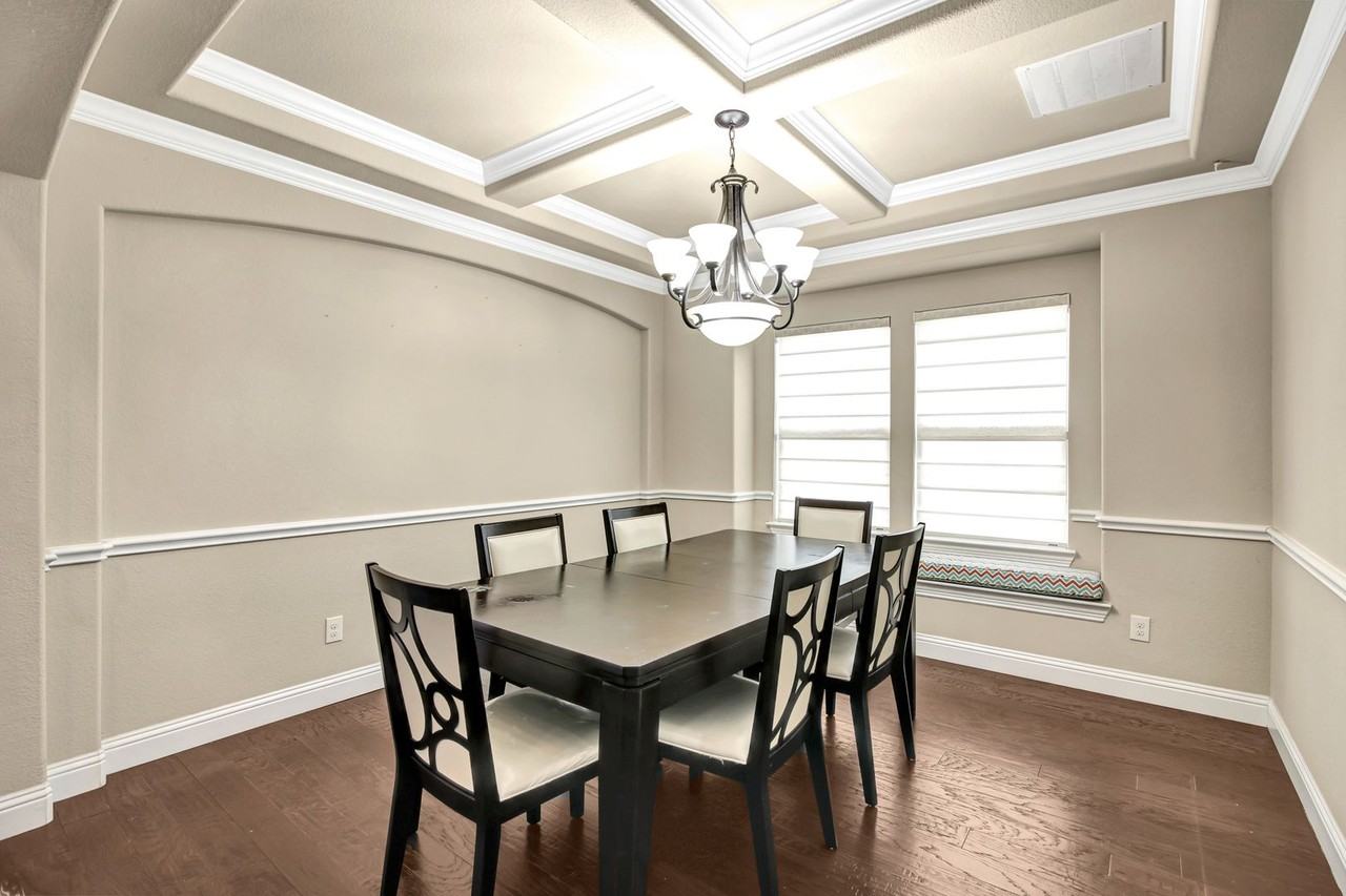 12353 Flowering Dr - Photo 4 of 45