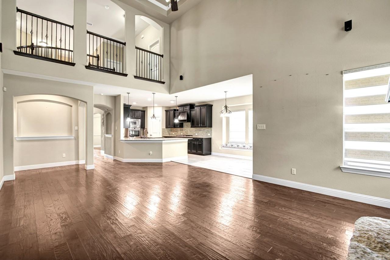 12353 Flowering Dr - Photo 5 of 45
