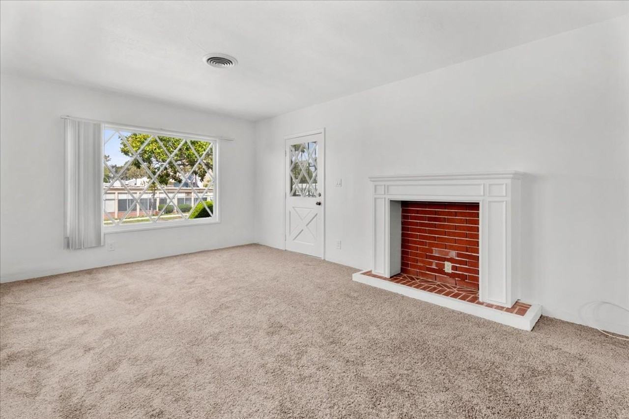 8020 Cowan Ave - Photo 2 of 16
