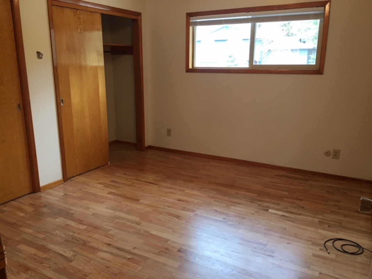 1528 Nw 10th St - Photo 5 of 7