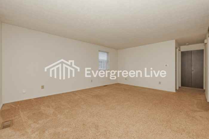 8223 Mount Charles Dr - Photo 3 of 15