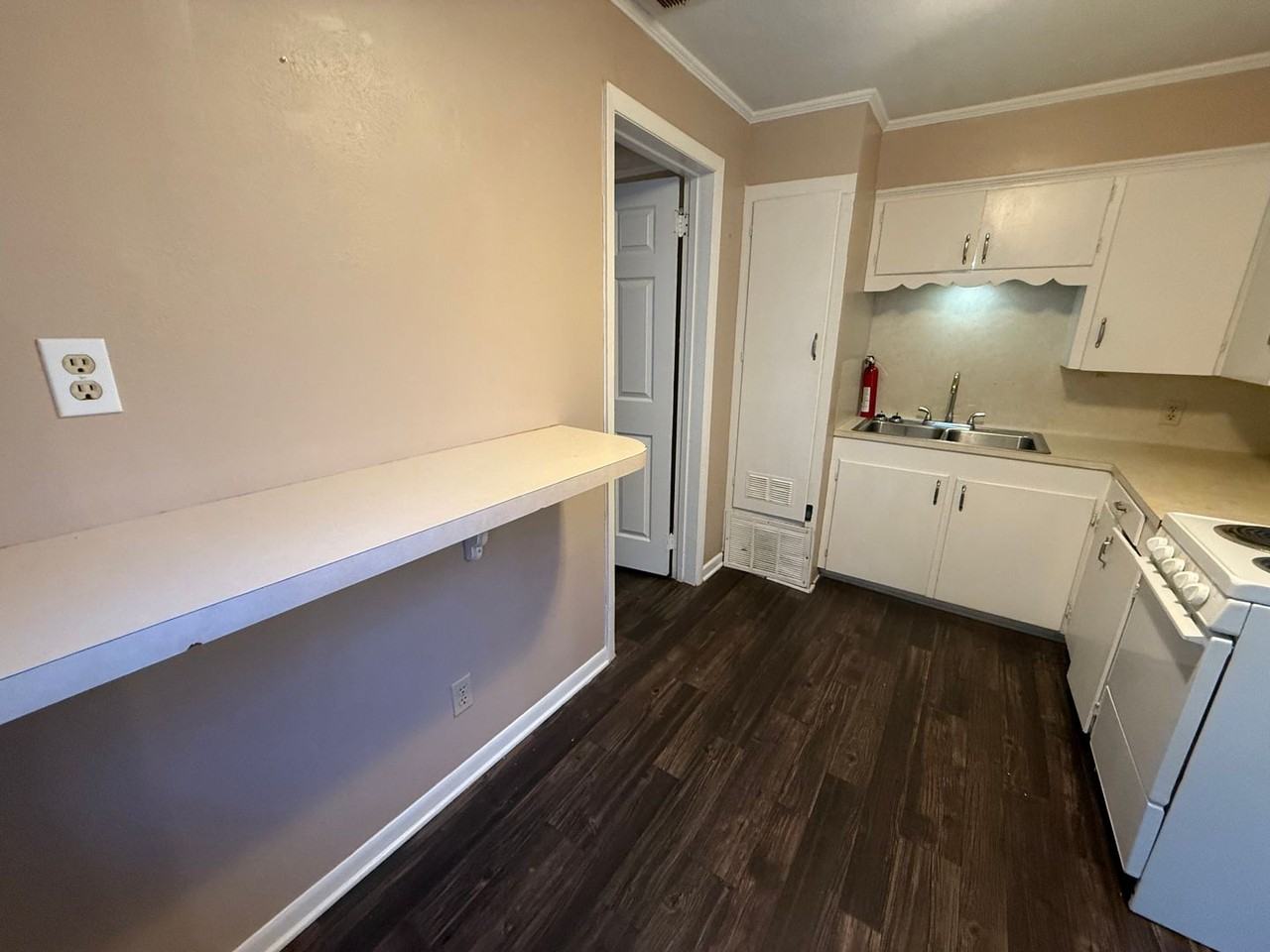 212 Choice St - Photo 6 of 13