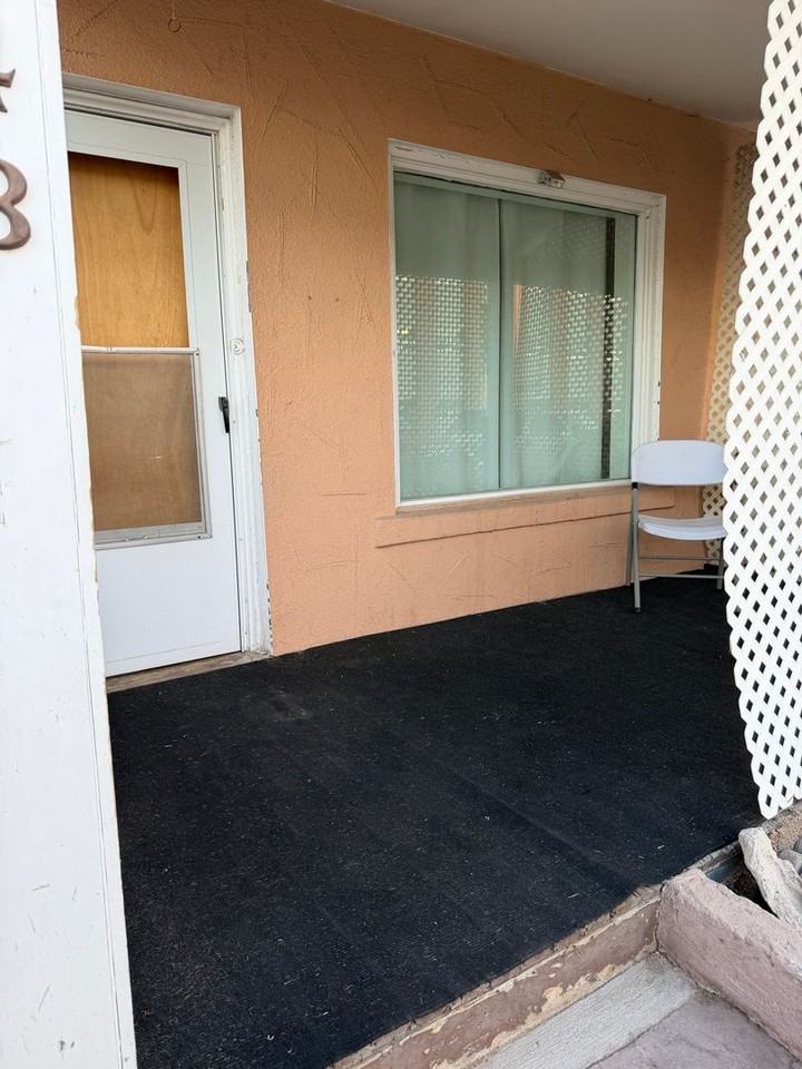 1941 Phillips Ave - Photo 2 of 12