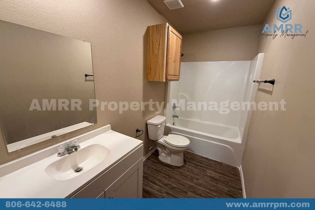 3422 E 3rd St - Photo 6 of 16