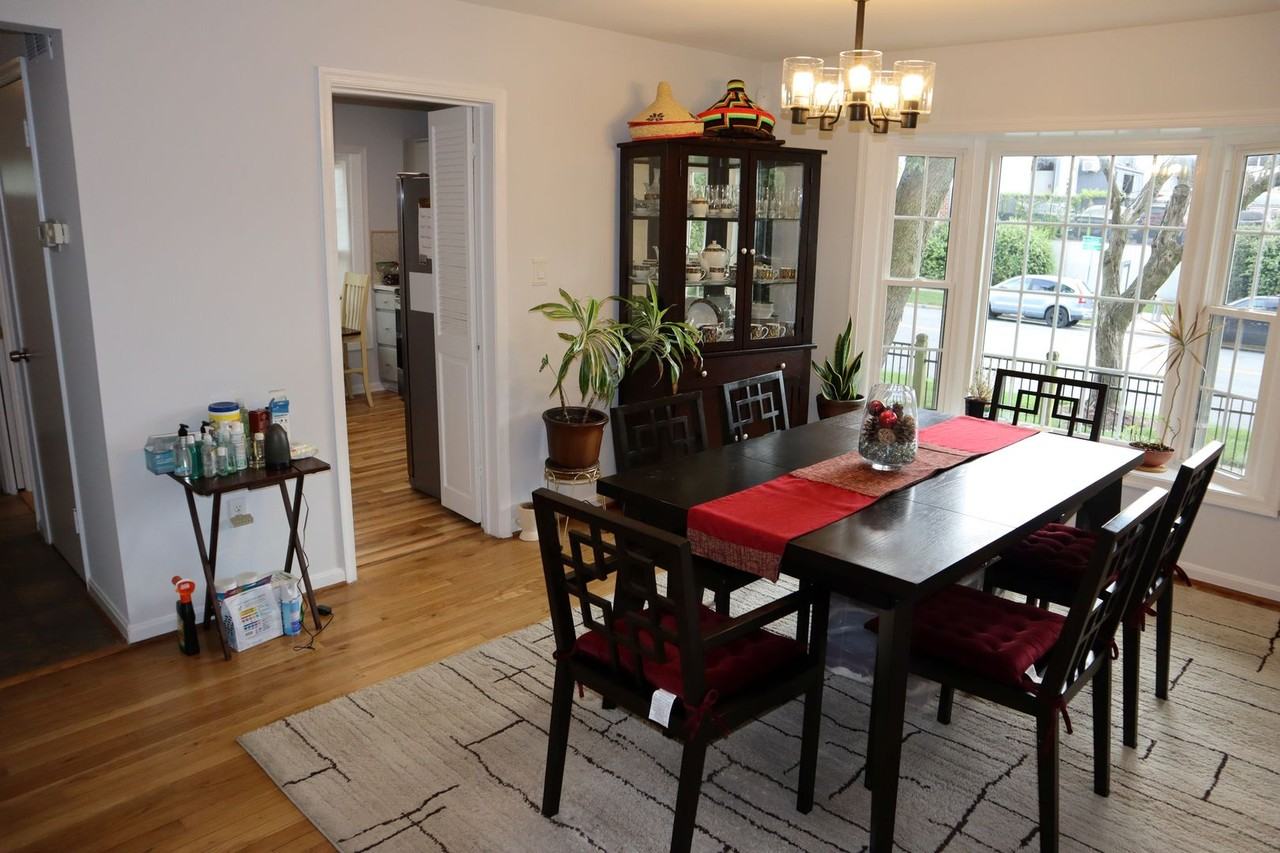 10951 Amherst Ave - Photo 3 of 37