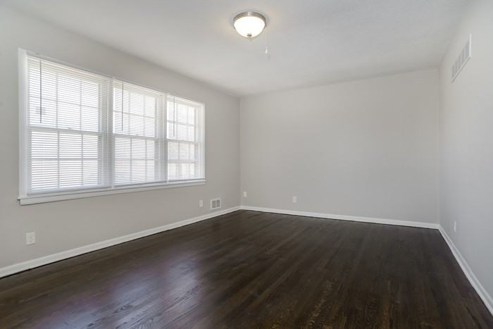 8809 Blue Ridge Blvd - Photo 3 of 10