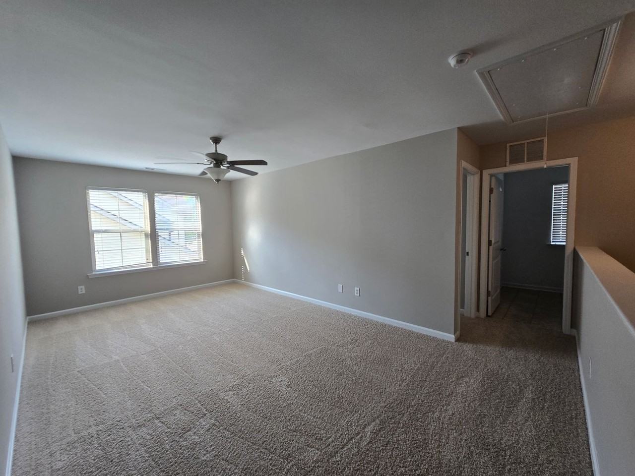 271 River Oak St - Photo 6 of 36