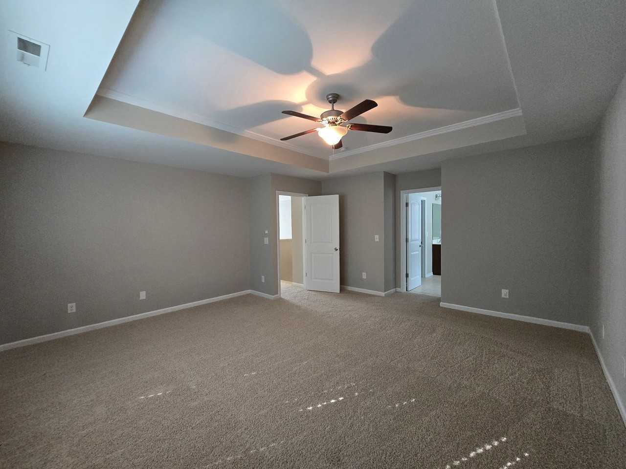 271 River Oak St - Photo 7 of 36