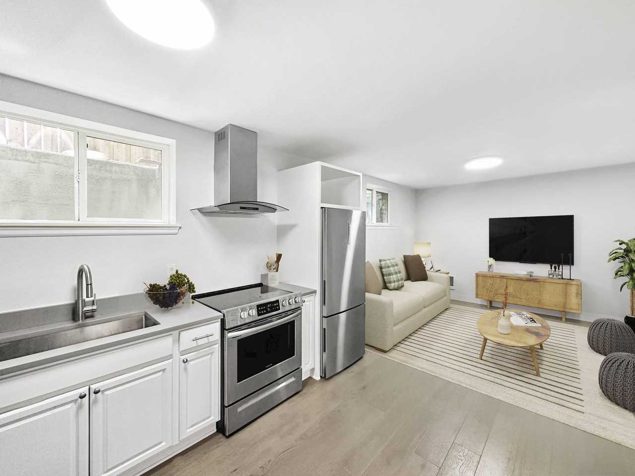 1550 17th Ave S - Photo 2 of 7